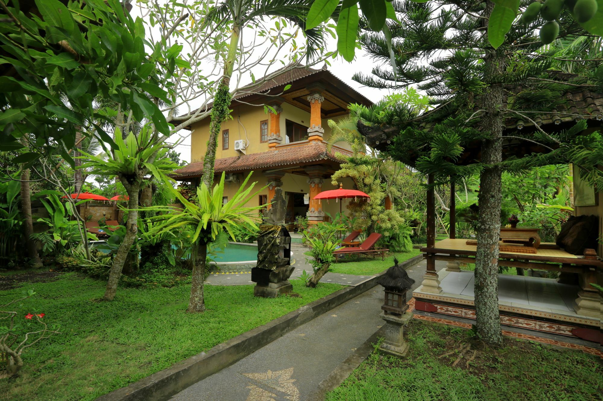 Uma Sari Cottage Ubud Esterno foto